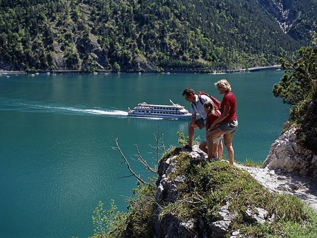 Bed & Breakfast Der Tiroler 2*