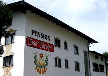 Bed & Breakfast Der Tiroler 2*