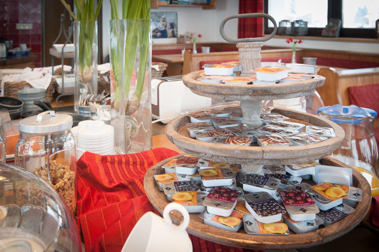 Bed & Breakfast Der Tiroler 2*